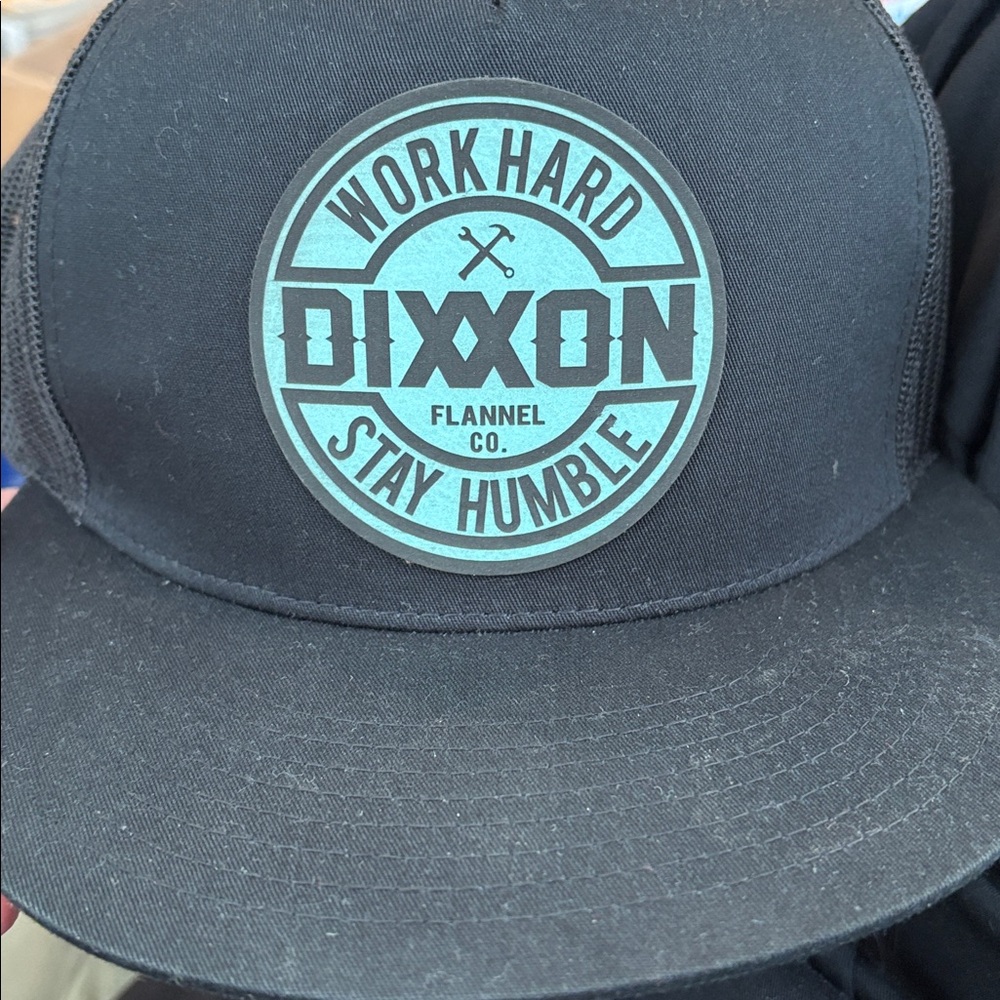 Dixxon SnapBack hat Black pre owned